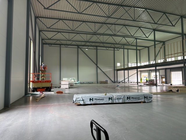 Image showing the interior of the new logistics warehouse in Bergen, Norway.